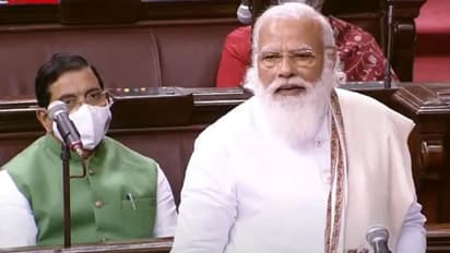 మన్మోహన్ సింగ్ చెప్పిందే నేను చేస్తున్నా... గర్వపడండి..: రైతు చట్టాలపై మోదీ సంచలనం