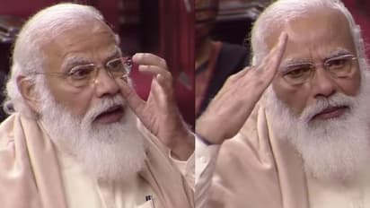 বিদায়ী গুলাম নবির জন্য চোখে জল মোদীর, প্রকৃত বন্ধু বলে সম্বোধন