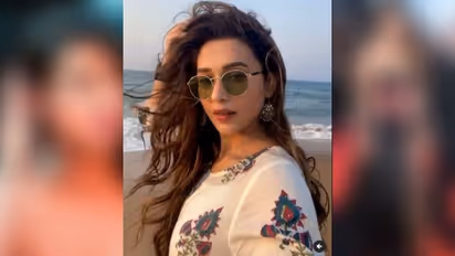 ఎంపీ కే టోకరా... నకిలీ ఐఏఎస్ గుట్టు రట్టు..!