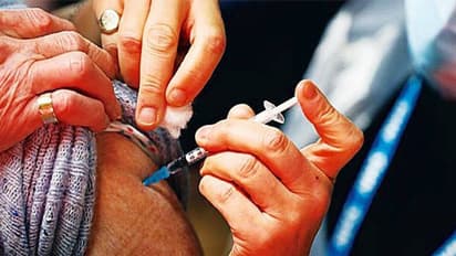 Maharashtra: Pimpri-Chinchwad halt inoculation drive temporarily due to shortage of COVID vaccine
