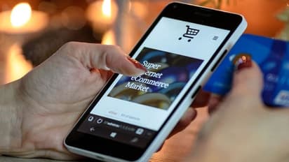 Digital Payments: মোবাইল ফোন মারফত আর্থিক লেনদেনে নজির ভারতের, কী বলছে ইন্ডিয়া ডিজিটাল পেমেন্ট রিপোর্ট