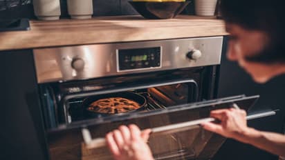 மொபைல் போன் & மைக்ரோவேவ் ஓவன்களை பயன்படுத்துவது புற்றுநோயிக்கு வித்திடுமா..??