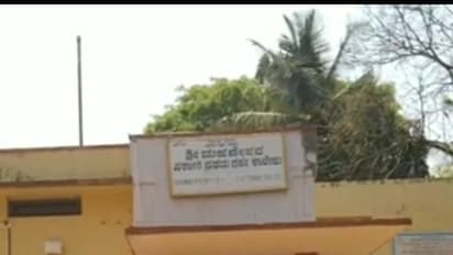 ಹುಡುಗಿಯರ ಕಾಟಕ್ಕೆ ಬೇಸತ್ತು ವ್ಯಾಲಂಟೈನ್ಸ್ ಡೇಗೆ ರಜೆ ಬೇಕೆಂದು ಪ್ರಾಂಶುಪಾಲರಿಗೆ ಪತ್ರ ಬರೆದ ವಿದ್ಯಾರ್ಥಿ..!