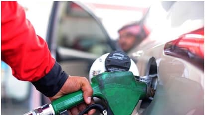 ഖത്തറില് പുതിയ ഇന്ധനവില പ്രഖ്യാപിച്ചു