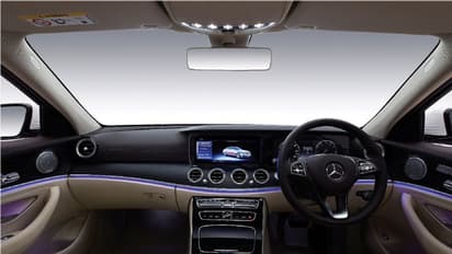 Mercedes Benz : ഡീലര്മാരെ ഒഴിവാക്കിയുള്ള വണ്ടിക്കച്ചവടം പൊടിപൊടിക്കുന്നു, കയ്യടിച്ച് ഉടമകള്!