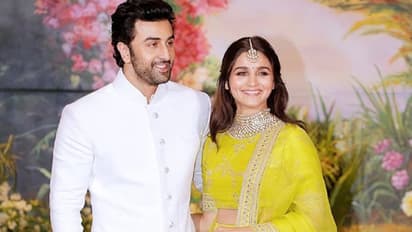 কাকা রাজীবের মৃত্যুর পরেই কি গোপনে বিয়ে সারলেন রণবীর, কনের সাজে তুমুল ভাইরাল আলিয়ার ছবি