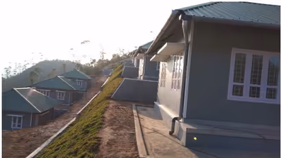 പെട്ടിമുടി ദുരന്തബാധിതര്ക്കായി നിര്മ്മിച്ച വീടികളുടെ താക്കോല്ദാനം 14ന്