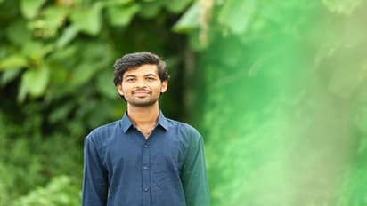 రమేశ్ కార్తిక్ నాయక్ కు బంజారా యూత్ ఐకాన్ 2021 అవార్డ్