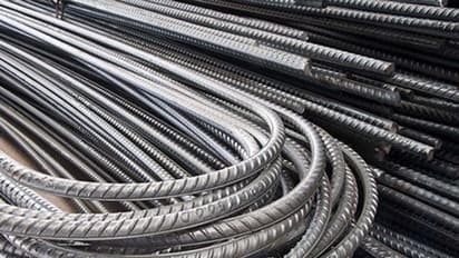 விண்ணை முட்டும் சிமெண்ட் ,கம்பி விலை.. வீடு கட்ட முடியாமல் திணறும் நடுத்தர மக்கள்.. அரசு நடவடிக்கை எடுக்குமா?