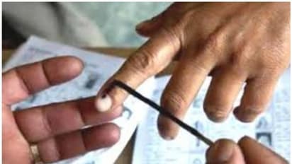 നിയമസഭാ തെരഞ്ഞെടുപ്പ്; കൊവിഡ് വ്യാപനത്തിൽ തെരഞ്ഞെടുപ്പ് കമ്മീഷന് ആശങ്ക