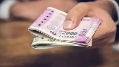 ఇకపై 50యేళ్లు నిండితేనే ఒంటరి మహిళలకు పెన్షన్.. మారిన రూల్స్..