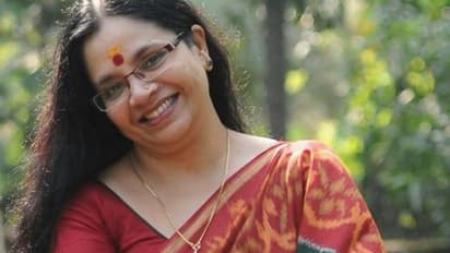 ഭാഗ്യലക്ഷ്മിക്കെതിരെ പരാതിക്കാരി; 'ദുരനുഭവം തുറന്ന് പറഞ്ഞതിന് ശാസിച്ചു, മലർന്ന് കിടന്ന് തുപ്പരുതെന്ന് പറഞ്ഞു'