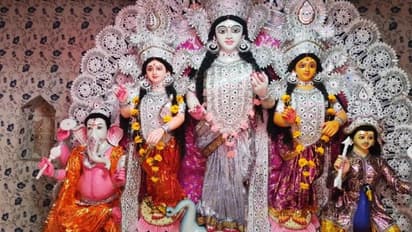 ৮ দিন ব্যাপী সরস্বতী পুজো বাঁকুড়ায়, একই আসনে পুজিত হবেন লক্ষী-ভগবতী-কার্তিক-গনেশ