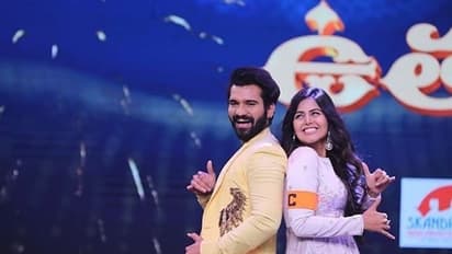 జాక్పాట్ కొట్టేసిన బిగ్బాస్ లవ్ కపుల్ మోనాల్, అఖిల్..వాలెంటైన్స్ డే స్పెషల్ వెబ్ సిరీస్ ప్రకటన