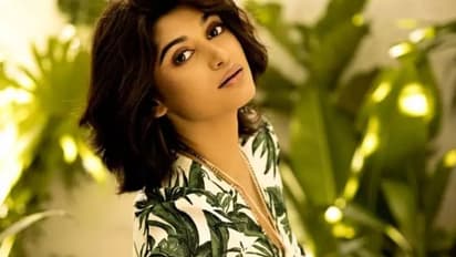 ప్రధాని మోదీపై ట్వీట్... నటి పై దేశద్రోహం కేసు పెట్టాలని బీజేపీ డిమాండ్..