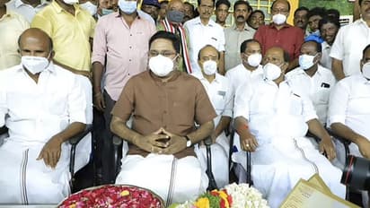 எப்படியாயிருந்தாலும் எங்ககிட்டேதான் வந்தாகணும்... அதிமுகவினருக்கு ஜெர்க் காட்டும் டி.டி.வி.தினகரன்..!