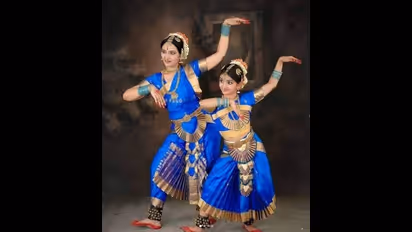 ತಾಯಿ ಜೊತೆ ಭರತನಾಟ್ಯವಾಡುತ್ತಿರುವ ನಟಿ ಶ್ರೀಲೀಲಾ ಪೋಟೋ ವೈರಲ್!