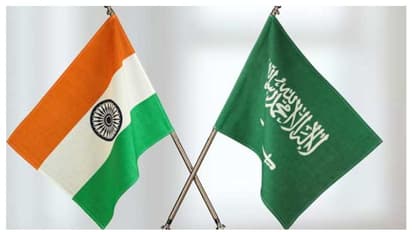 ഇന്ത്യക്കാർക്ക് സൗദി വിസ ലഭിക്കാന് ഇനി പൊലീസ് ക്ലിയറൻസ് സർട്ടിഫിക്കറ്റ് വേണ്ട