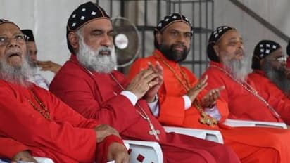 പള്ളിത്തർക്കം: സർക്കാരിന് തുറന്ന പിന്തുണ നൽകേണ്ടെന്ന് യാക്കോബായ സഭയിൽ ധാരണ, നാളെ നിർണായക യോഗം