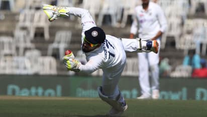 ఇంతలో ఎంత మార్పు... వికెట్ కీపింగ్‌లోనూ అదరగొట్టిన రిషబ్ పంత్...