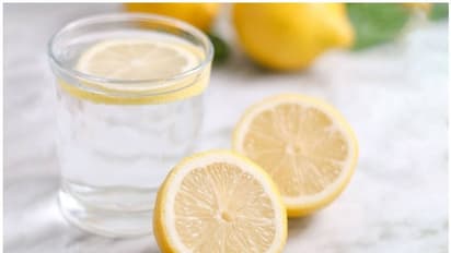 Lemon Water For Weight Loss : നാരങ്ങ വെള്ളം വണ്ണം കുറയ്ക്കാൻ സഹായിക്കുമോ?