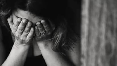 স্বাস্থ্যস্বাথীর স্বপ্ন বাবার, ফিরে দেখলেন মেয়েকে ধর্ষণ করে খুনের চেষ্টা, এক ধাক্কায় বাস্তব