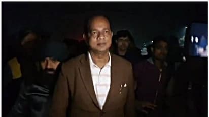 మంత్రి హత్యకు కుట్ర.. బాంబులతో దాడి