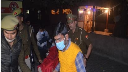 एक ही दुपट्‌टे से बंधी हुई बेहोश मिलीं 3 लड़कियां, 2 की मौत, विपक्ष ने कहा- यूपी में जंगलराज