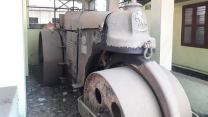 టీఆర్ఎస్కి షాక్:యుగ తులసి పార్టీ అభ్యర్ధి శివకుమార్ కి రోడ్డు రోలర్ గుర్తు కేటాయింపు