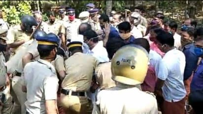 കണ്ണൂർ പൊയിലൂരിൽ പ്രവർത്തനം പുനരാരംഭിച്ച കരിങ്കൽ ക്വാറിക്കെതിരെ പ്രതിഷേധം, 40 ഓളം പേർ അറസ്റ്റിൽ