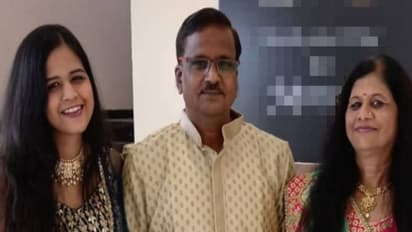 यह लड़की करती है हर साल टॉप, हर सब्जेक्ट में मिले 2-2 मेडल, ऐसे किया बचपन का सपना साकार