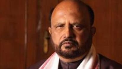 पीएम मोदी ने असम के पूर्व सीएम का जाना हाल, प्रफुल्ल महंत के परिवार से मुलाकात की