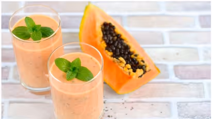 papaya : അറിയാം, പപ്പായ കഴിച്ചാലുള്ള ആരോ​ഗ്യ​ഗുണങ്ങൾ