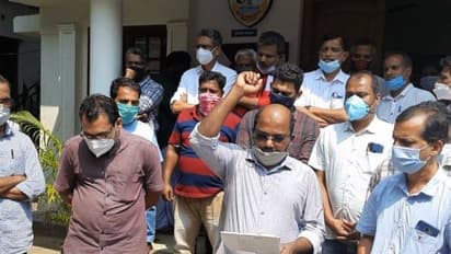 മുൻസിപ്പാലിറ്റിയിലെ ജീവനക്കാരനെ ഓഫീസിൽ കയറി മർദ്ദിച്ചതായി പരാതി