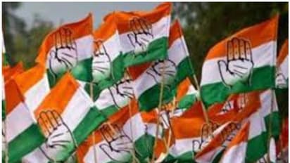 'കൽപറ്റയിൽ സ്ഥാനാർഥികളെ ഇറക്കുമതി ചെയ്യരുത്'; കോൺഗ്രസ് നേതൃത്വത്തിനെതിരെ വയനാട്ടിൽ പോസ്റ്റർ