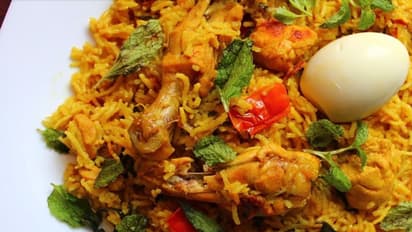 'ആഭ്യന്തര വിമാനങ്ങളിൽ മാംസാഹാരം നിരോധിക്കണം'; കേന്ദ്രത്തിന് കത്തെഴുതി ​ഗുജറാത്ത് മൃ​ഗക്ഷേമ ബോർഡ്