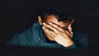 हर दिन शाम को घड़ी में इतने बजे से ही शुरू करें रोना, बिना डायटिंग-एक्सरसाइज के कम हो जाएगी पेट की चर्बी