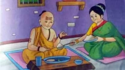 சிபிஎஸ்சி பாடபுத்தகத்தில் திருவள்ளுவர் படத்தில் மாற்றம்.. கொந்தளிக்கும் தமிழ்நாடு ஆசிரியர்கள் சங்கம்.