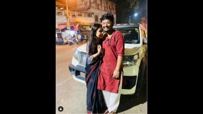 নয়া ইনিংস শুরু স্বস্তিকার, রাতারাতি নায়িকা থেকে গায়িকা হতে পুরোদমে গিটার শিখছেন শোভনের কাছেই