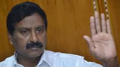 ‘மத்திய அரசுடனான மோதல் போக்கிற்கு மக்கள் கொடுத்த பதிலடி’... நாராயணசாமியை பங்கம் செய்த அதிமுக அன்பழகன்...!