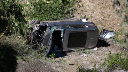 किस तरह टाइगर वुड्स की कार के उड़ गए परखच्चे, 8 तस्वीरों में देखें वो भयानक मंजर