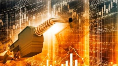 কলকাতায় জ্বালানীর দামে ফের আগুন, কংগ্রেসের প্রতিবাদে মিলল কি সুরাহা