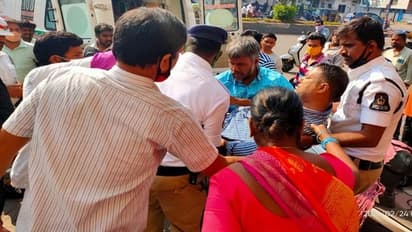 ఆర్టీసీ బస్సు కింద పడి దంపతులకు తీవ్ర గాయాలు