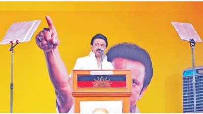 ஸ்டாலின் பிறந்தநாளில் இப்படியா?... திமுகவினருக்கு தேர்தல் பறக்கும் படையினர் கொடுத்த அதிர்ச்சி வைத்தியம்...!