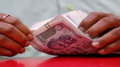 100 രൂപയ്ക്ക് ആര്ഡി നിക്ഷേപം തുടങ്ങാം; അറിയാം പ്രമുഖ ബാങ്കുകളുടെ പുതുക്കിയ പലിശ നിരക്കുകള്