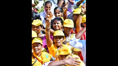 చంద్రబాబు రోడ్ షో తో... కుప్పం టిడిపిలో నయా జోష్ (ఫోటోలు)