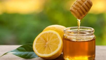 ಗುಲಾಬಿ ರಂಗಿನ ತುಟಿಗಳಿಗಾಗಿ ಈ ನ್ಯಾಚುರಲ್ ಟಿಪ್ಸ್ ಟ್ರೈ ಮಾಡಿ.