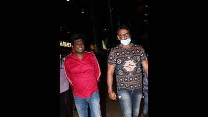 ರಾಬರ್ಟ್ ಪ್ರಮೋಷನ್: ಹೈದರಾಬಾದ್ ತಲುಪಿದ ಡಿ ಬಾಸ್