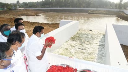 அதிமுகவின் முதல் வேட்பாளர் பட்டியல் 6/50... பாஜக மூலம் தடை போட்ட டி.டி.வி.தினகரன்..!