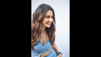 பெண்கள் இருக்கும் இடத்தில் மேஜிக் உள்ளது... ரகுல் ப்ரீத் சிங்கின் அழகிய பெண்கள் தின வாழ்த்து..!